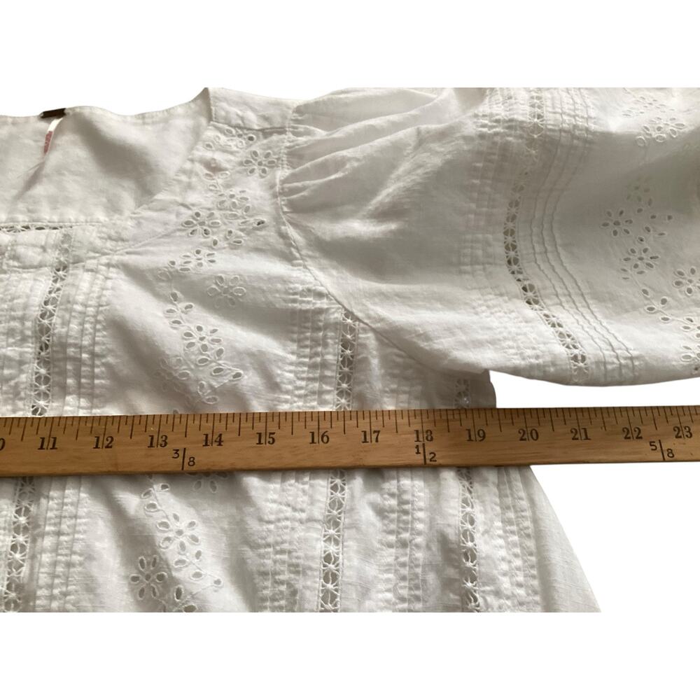 Free People Daisy Chains Eyelet Top White Cotton Crop Boho Peasant Blouse SP - Picture 7 of 8